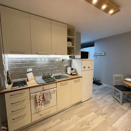 Castle 203 بامبوروفو