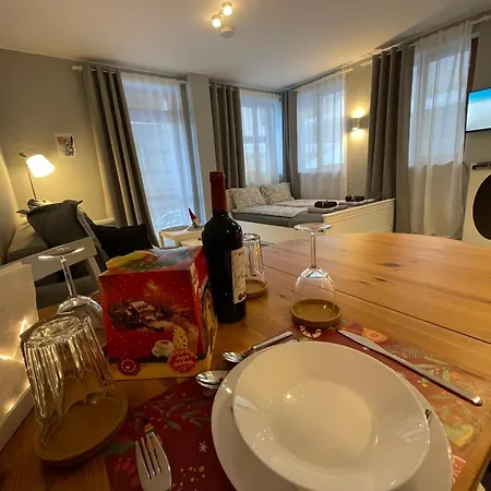 Castle 203 بامبوروفو